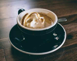 カフェラテの写真